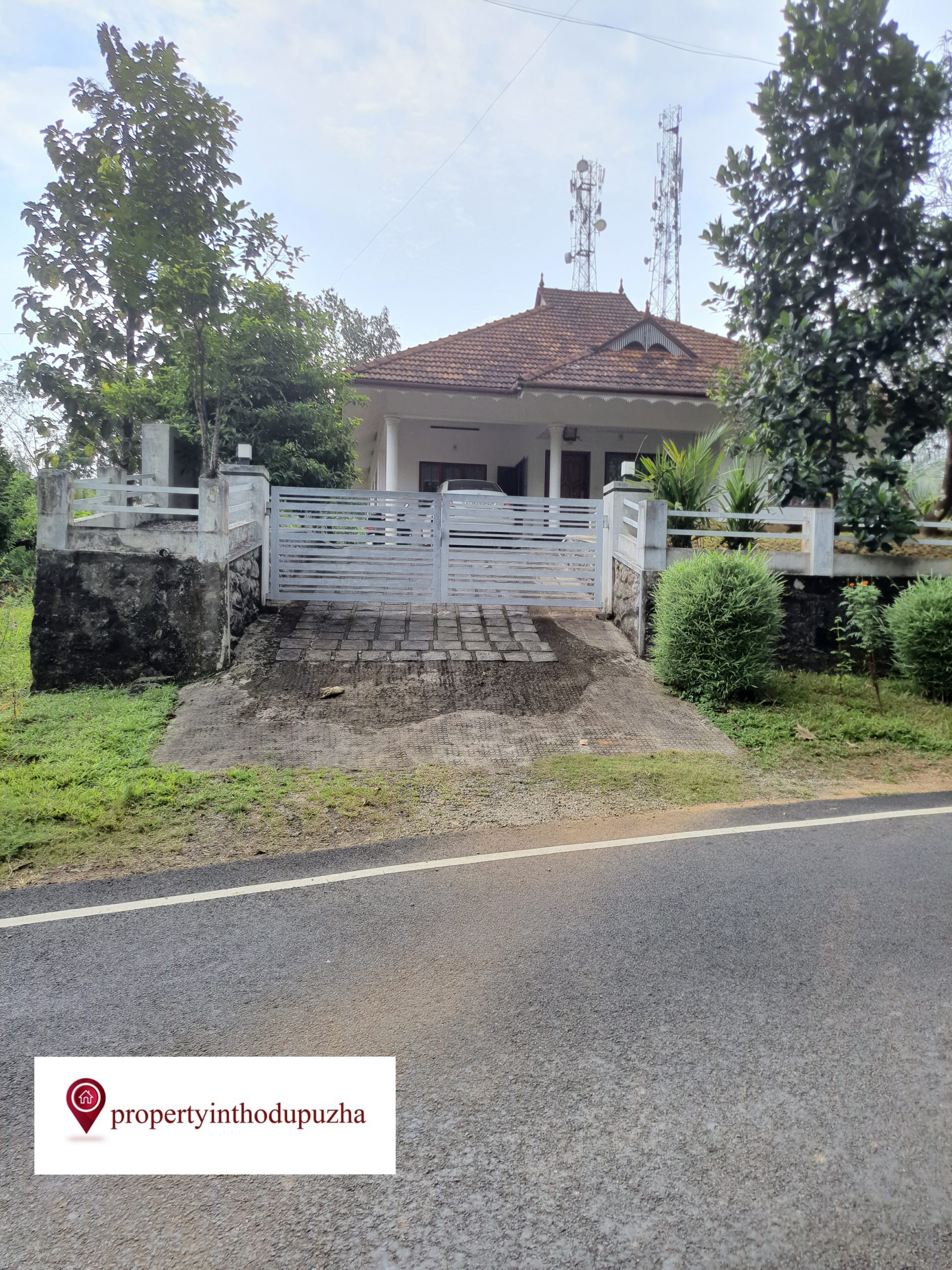House for sale at thodupuzha